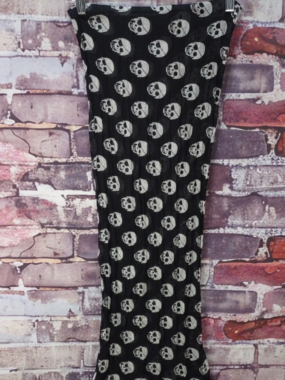 Black/White Skull Print Scarf